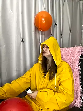 LillyFan-X online show from 10/27/25, 05:11