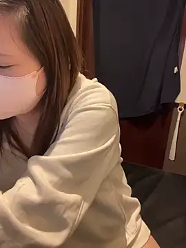Snapshot of ran_xx_x chatting on 02/24/25, 10:26 ran xx x online show from 02/24/25, 10:26