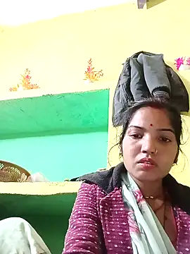 Bhuvi Bedi online show from 02/10/25, 02:48