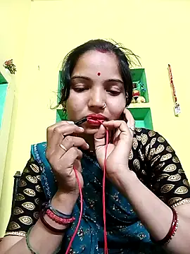 Bhuvi Bedi online show from 02/12/25, 03:38
