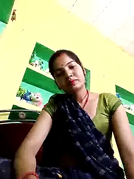 Bhuvi Bedi online show from 02/22/25, 04:51