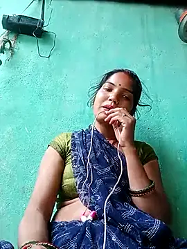 Bhuvi Bedi online show from 02/28/25, 07:58