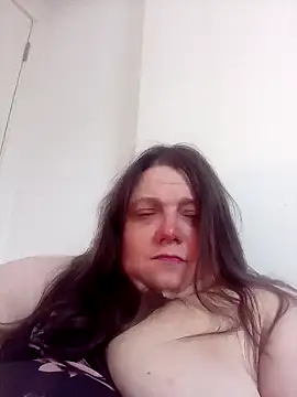 HotHornyEmmaX online show from 02/13/25, 06:16