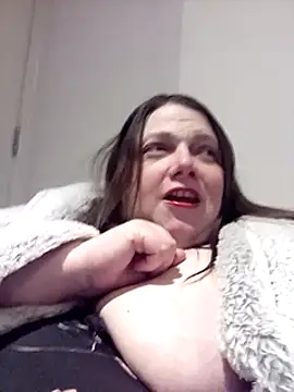 HotHornyEmmaX online show from 03/18/25, 09:43