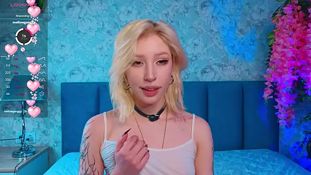 Snapshot of SallyCha chatting on 03/22/25, 07:15 SallyCha online show from 03/22/25, 07:15