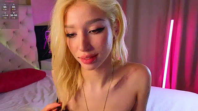 Snapshot of SallyCha chatting on 12/01/25, 07:46 SallyCha online show from 12/01/25, 07:46