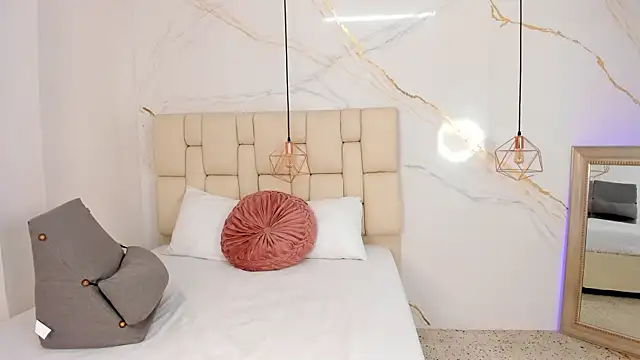 fierygroup online show from 02/04/25, 10:02