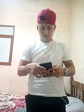 LuisMex1998 online show from 11/24/25, 01:27