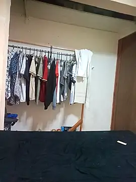 LuisMex1998 online show from 04/13/26, 02:28