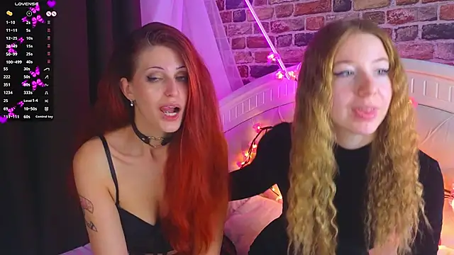 Snapshot of MarjorieBrown chatting on 11/03/25, 08:43 MarjorieBrown online show from 11/03/25, 08:43