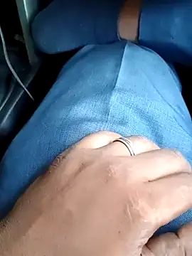 Snapshot of Raj41 chatting on 10/04/25, 10:46 Raj41 online show from 10/04/25, 10:46