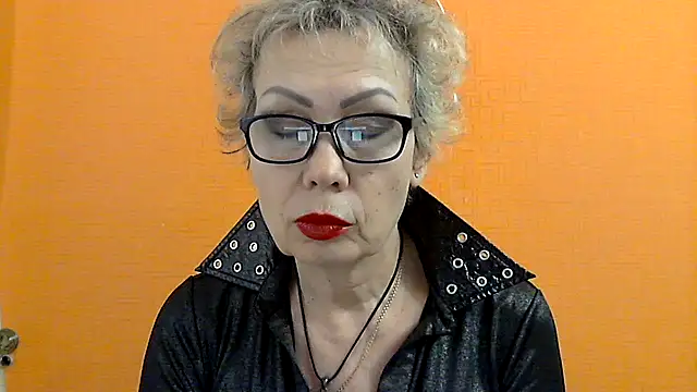 Snapshot of NessyJenixs chatting on 01/27/25, 05:26 NessyJenixs online show from 01/27/25, 05:26