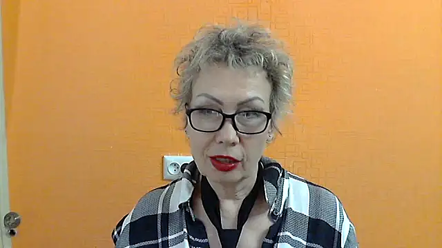 Snapshot of NessyJenixs chatting on 03/21/25, 07:13 NessyJenixs online show from 03/21/25, 07:13