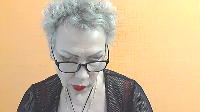 Snapshot of NessyJenixs chatting on 11/27/25, 07:54 NessyJenixs online show from 11/27/25, 07:54