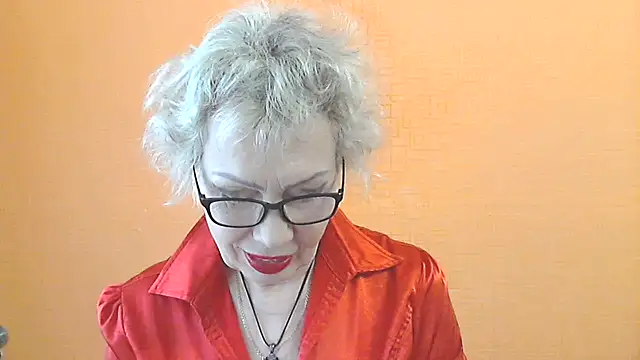 NessyJenixs online show from 05/16/26, 06:21