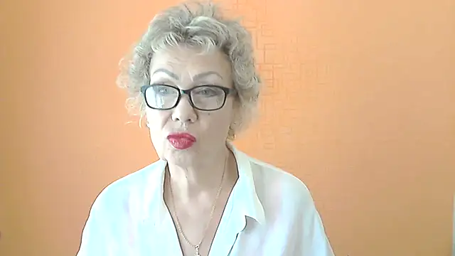 NessyJenixs online show from 07/16/26, 06:19