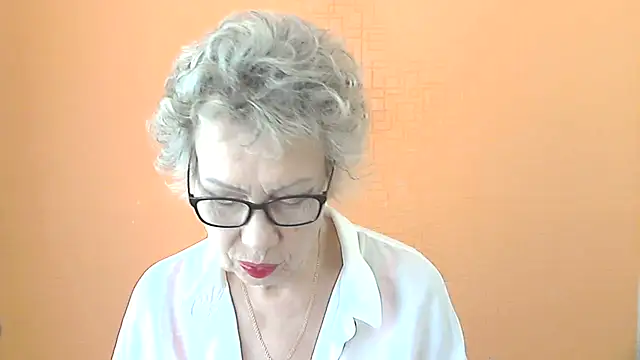 NessyJenixs online show from 07/18/26, 06:28