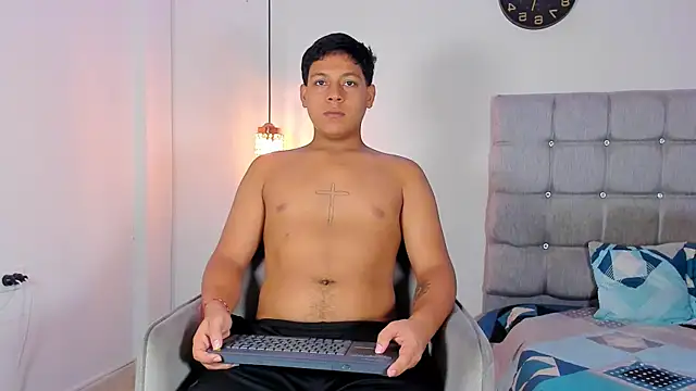 Tylerdrdn online show from 11/11/25, 04:12