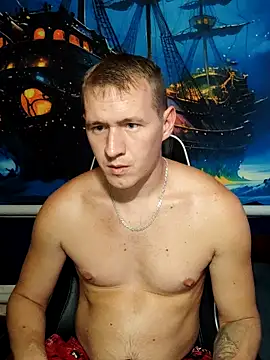 Snapshot of DiMastyzzz chatting on 10/05/25, 02:48 DiMastyzzz online show from 10/05/25, 02:48