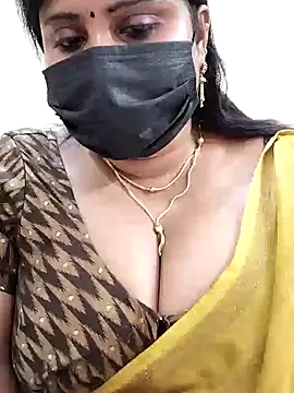 Queenflowerr online show from 01/30/25, 07:59