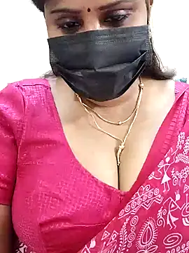 Queenflowerr online show from 02/09/25, 05:11