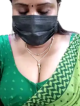 Queenflowerr online show from 02/19/25, 12:25