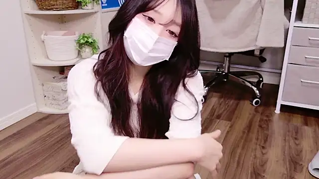 Sakku-MIKOTO-Saku online show from 02/05/25, 12:38