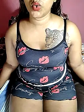 Snapshot of Sexy-Monikaa chatting on 04/29/26, 06:36 Sexy-Monikaa online show from 04/29/26, 06:36
