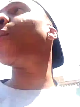 Snapshot of sydmanyoba chatting on 09/19/25, 09:54 sydmanyoba online show from 09/19/25, 09:54