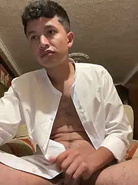 Snapshot of sebaxx8_ chatting on 02/09/25, 05:29 sebaxx8 online show from 02/09/25, 05:29