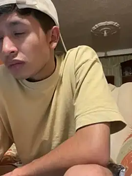 Snapshot of sebaxx8_ chatting on 02/24/25, 03:53 sebaxx8 online show from 02/24/25, 03:53