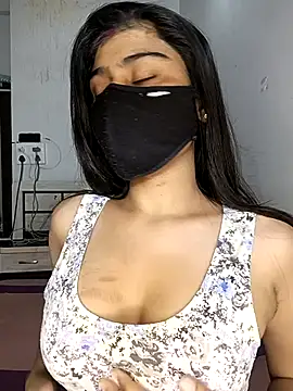 Love-N online show from 12/17/25, 10:27