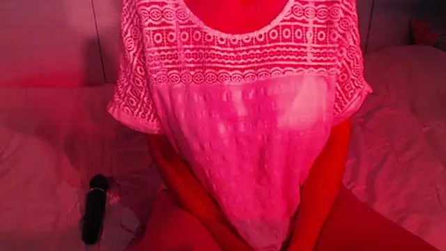 sweetchani666 online show from 11/09/25, 07:50