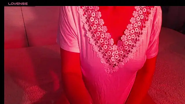 sweetchani666 online show from 04/05/26, 02:14