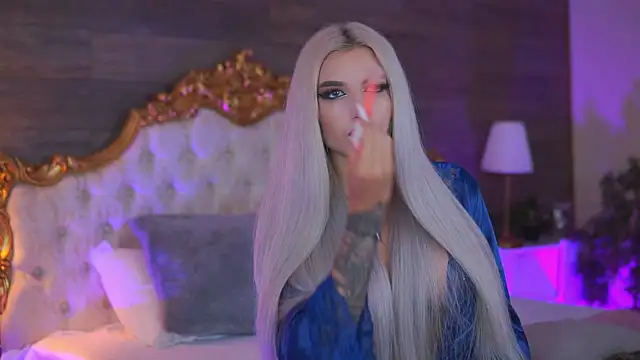 Juicy Jessye online show from 09/08/25, 07:46