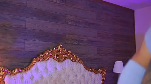 Juicy Jessye online show from 09/18/25, 07:49