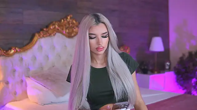 Juicy Jessye online show from 10/10/25, 07:46