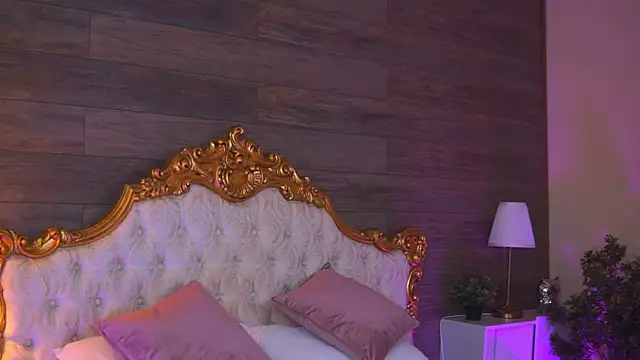 Snapshot of Juicy_Jessye chatting on 12/20/25, 08:49 Juicy Jessye online show from 12/20/25, 08:49