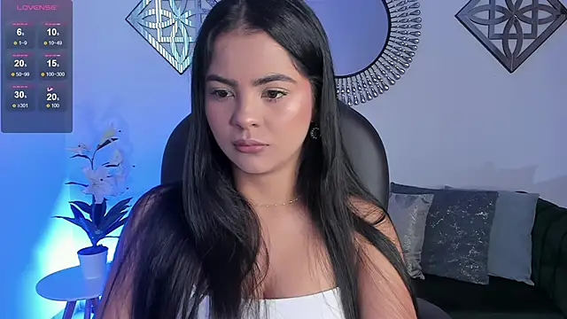 Layla Breezee online show from 03/07/26, 11:40