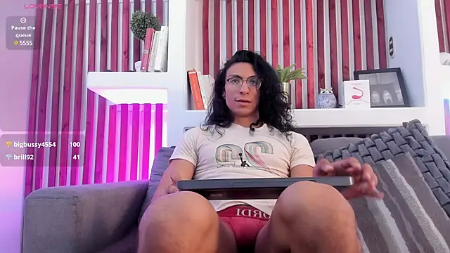 Snapshot of ApoloCruz chatting on 01/25/25, 03:09 ApoloCruz online show from 01/25/25, 03:09