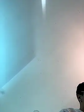 Snapshot of ApoloCruz chatting on 09/25/25, 04:38 ApoloCruz online show from 09/25/25, 04:38