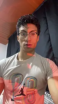 Snapshot of ApoloCruz chatting on 01/19/26, 03:21 ApoloCruz online show from 01/19/26, 03:21