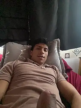 Snapshot of ApoloCruz chatting on 02/19/26, 10:06 ApoloCruz online show from 02/19/26, 10:06