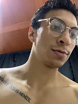 Snapshot of ApoloCruz chatting on 02/22/26, 02:13 ApoloCruz online show from 02/22/26, 02:13