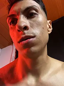 Snapshot of ApoloCruz chatting on 02/27/26, 03:06 ApoloCruz online show from 02/27/26, 03:06