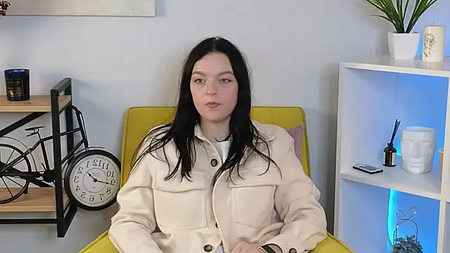 GladysHewell online show from 01/22/25, 10:50