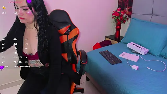 scarlet hit online show from 09/27/25, 05:23