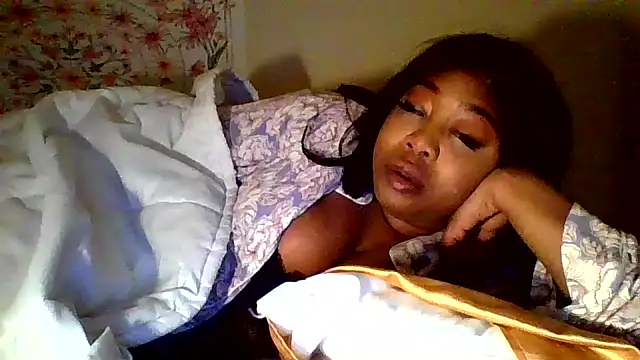 angeliquebelcali online show from 10/14/25, 07:09