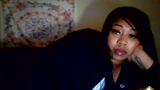 Snapshot of angeliquebelcali chatting on 01/15/26, 12:59 angeliquebelcali online show from 01/15/26, 12:59