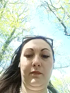 AdorahB3ll3 online show from 04/06/26, 12:50